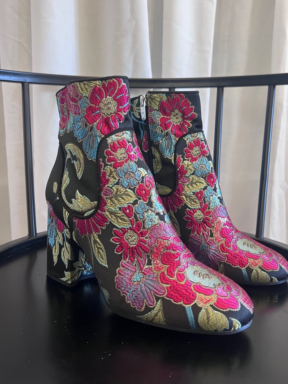 Marc Fisher Women's Floral Embroidered Boots Size 10